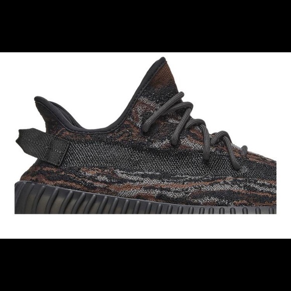 Yeezy Boost 350 V2 MX Rock - Picture 2 of 4